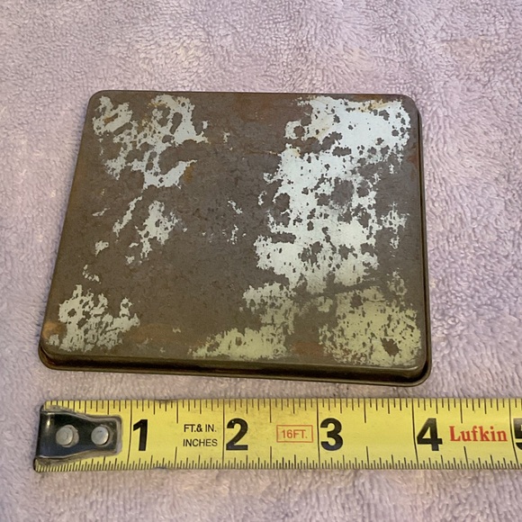 BUY 2 OR MORE $10 OR LESS GET 3rd LESSER FREE!  KOOL Cigarettes Empty Metal Tin - Picture 2 of 4